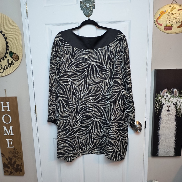 Maggie Barnes Blouse Sz 5X Semi Sheer Abstract Leaf Square Neck 3/4 Sleeve - Picture 6 of 8